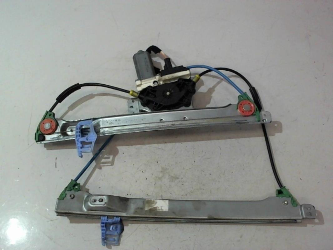 Leve vitre electrique avant droit