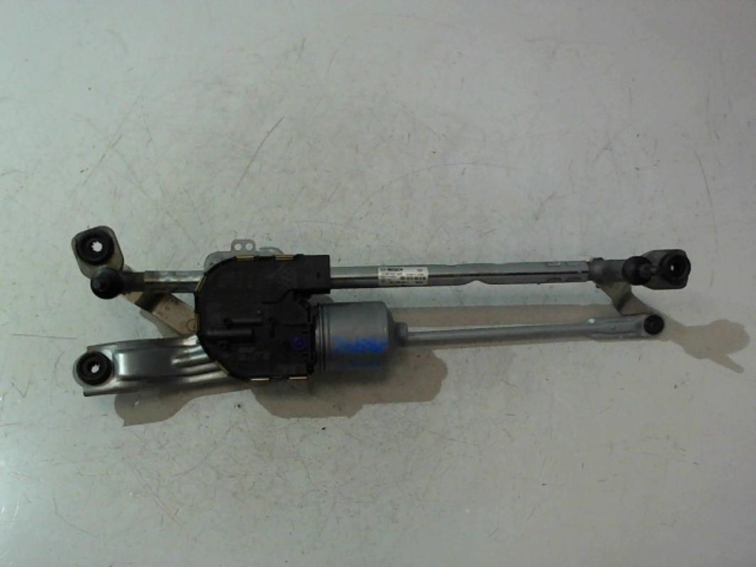 Moteur essuie glace avant