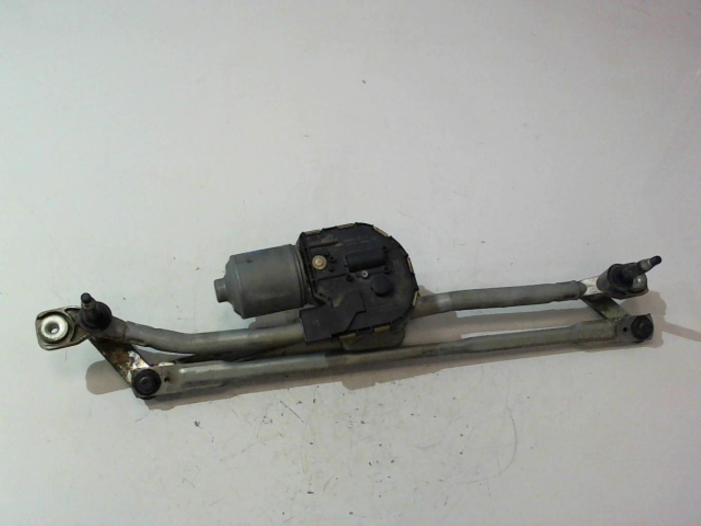 Moteur essuie glace avant