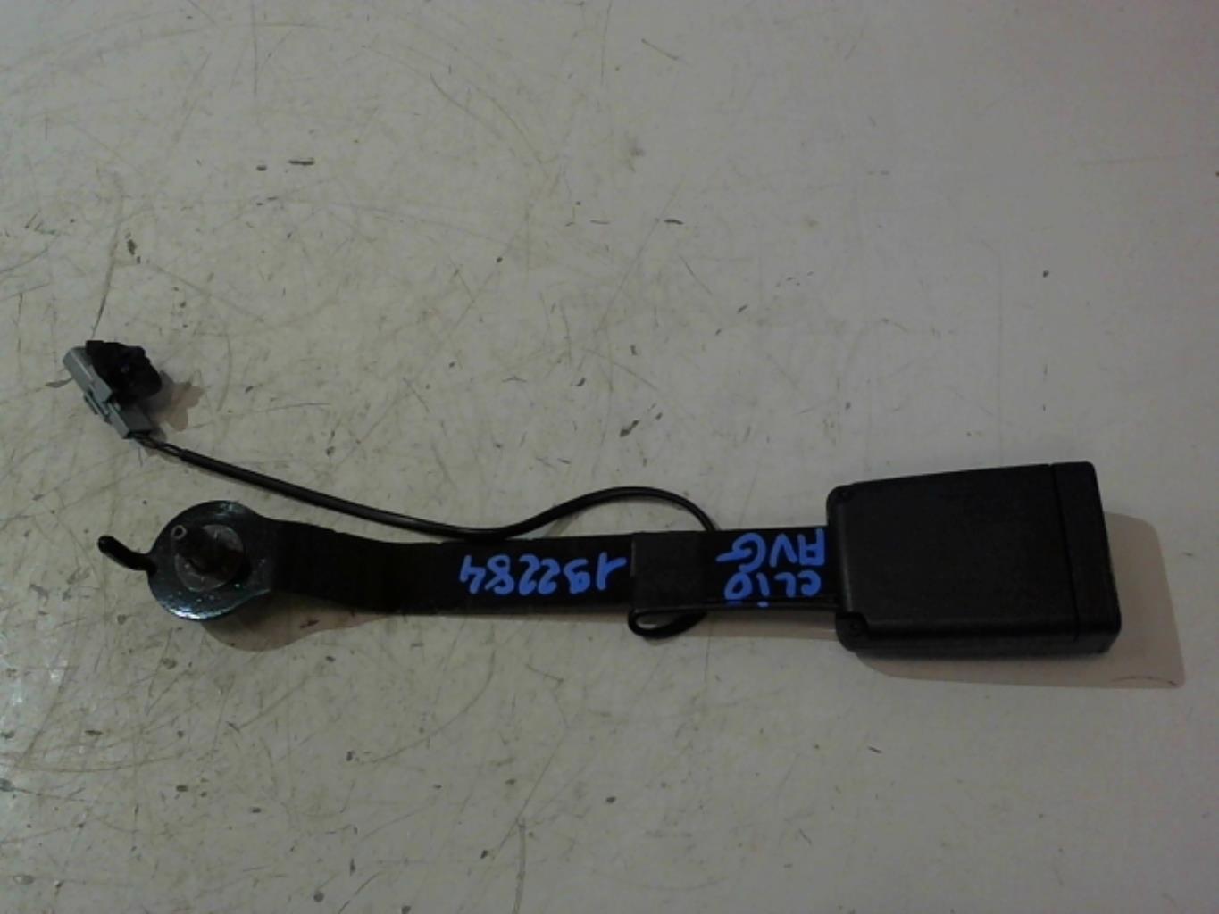 Attache ceinture avant gauche