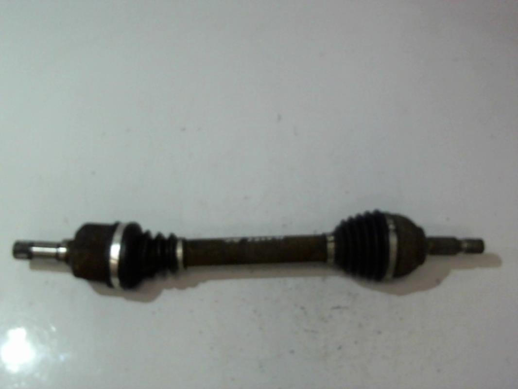 Cardan gauche (transmission)
