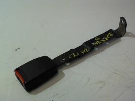 Attache ceinture avant droit