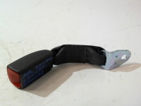 Attache ceinture arriere centrale