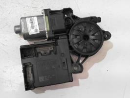 Moteur leve vitre avant droit