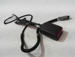 Attache ceinture avant gauche