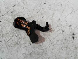 Poignee porte avant gauche
