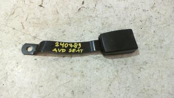Attache ceinture avant droit