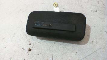Poignee porte avant gauche