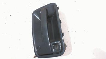 Poignee porte avant droit