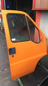 Porte avant droit
