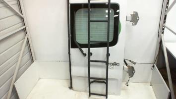 Porte de coffre droit