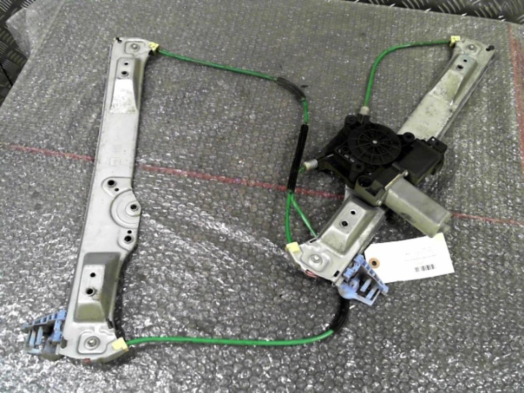 Leve vitre electrique avant droit