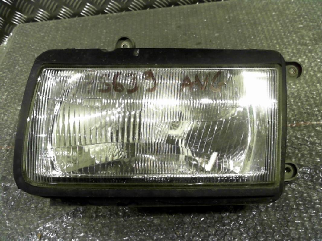 Optique avant principal gauche (feux)(phare)