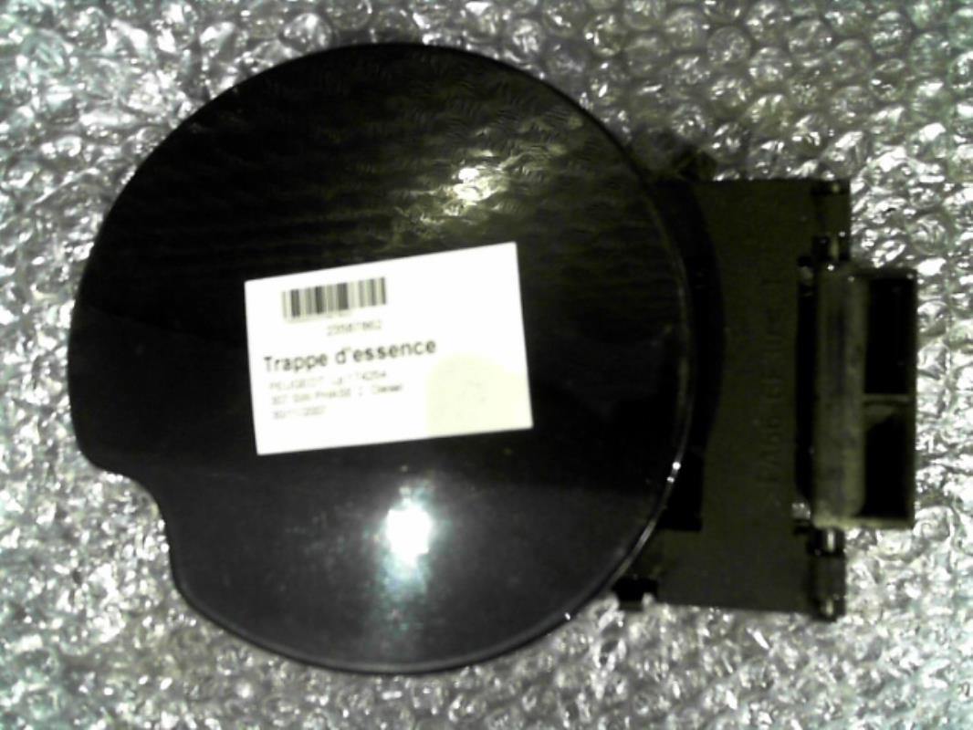 Trappe d'essence