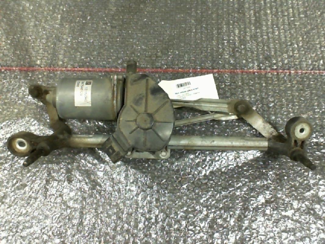 Moteur essuie glace avant