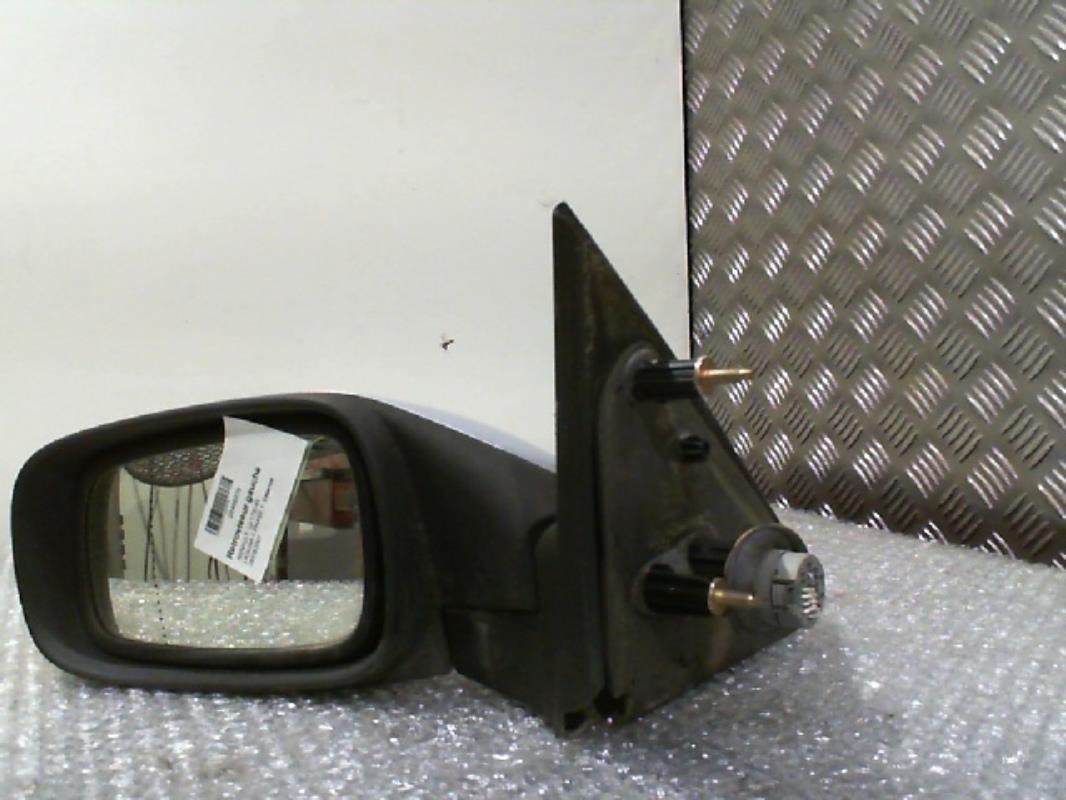 Retrovisor izquierdo