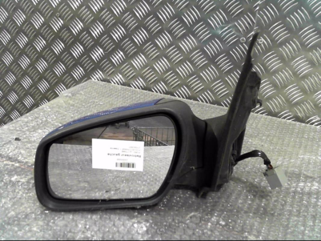 Retrovisor izquierdo