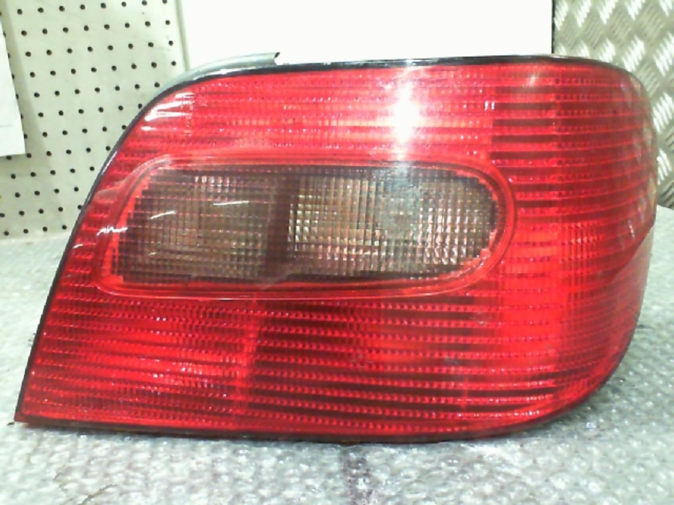 Fanale posteriore principale destro (luci)