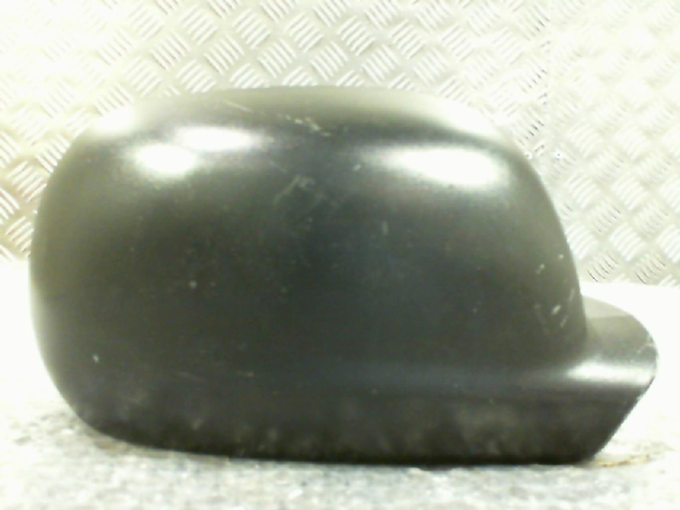 Carcasa del retrovisor derecho