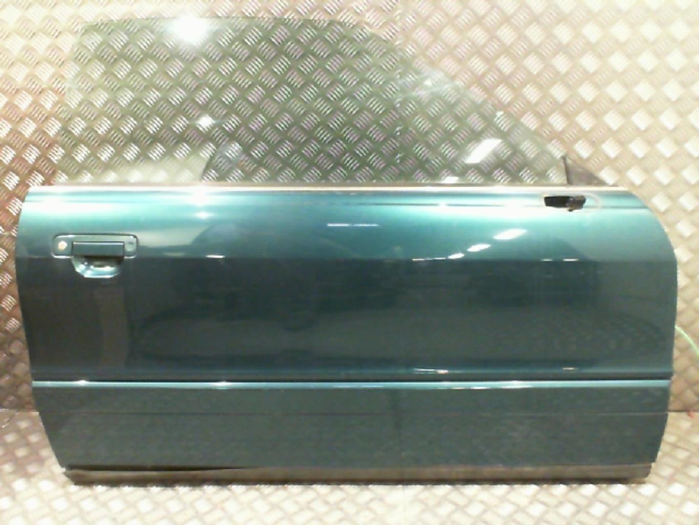 Porte avant droit