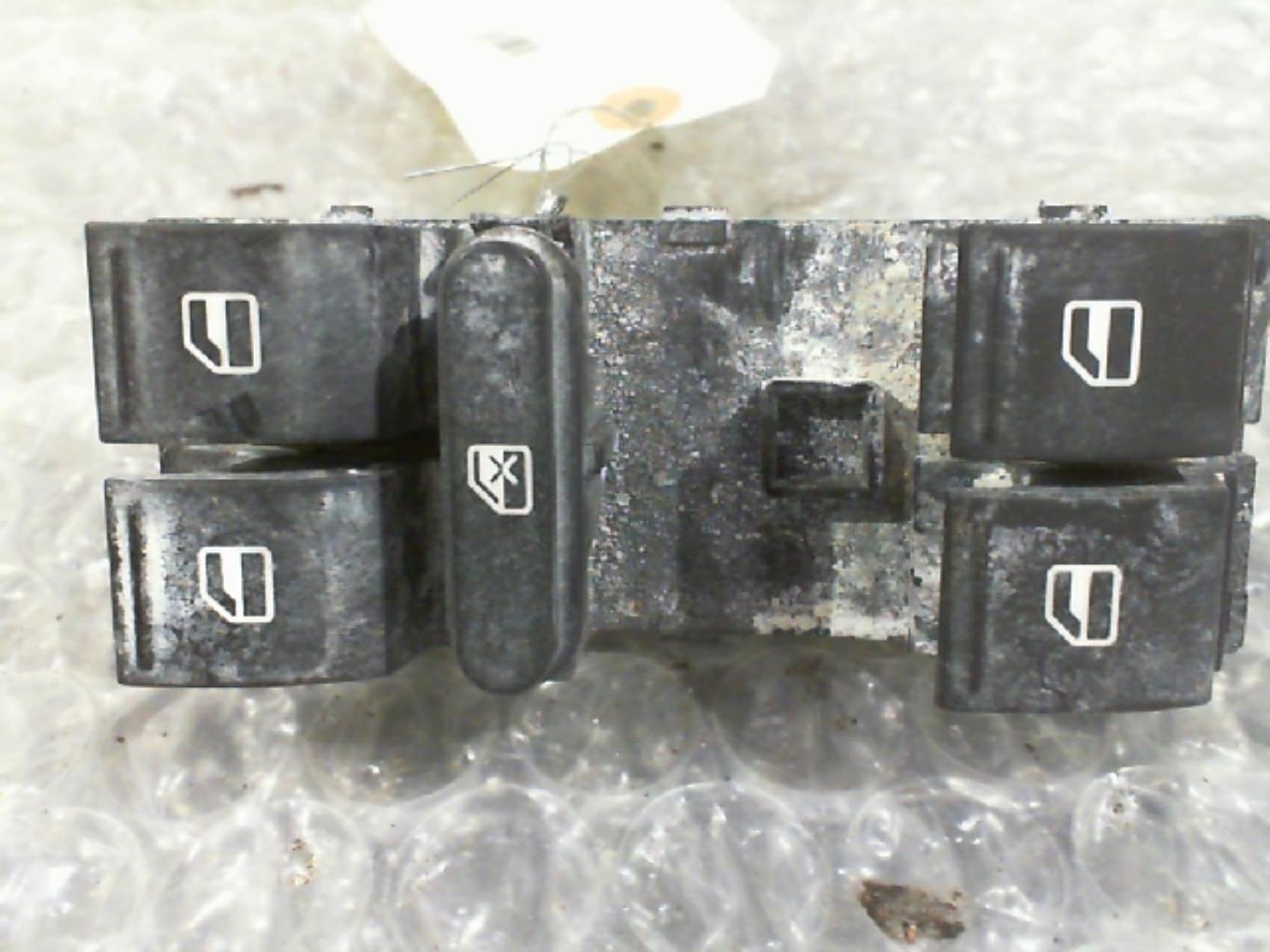 Interruttore alzacristalli