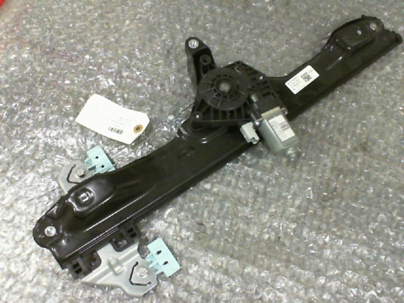 Leve vitre electrique avant droit