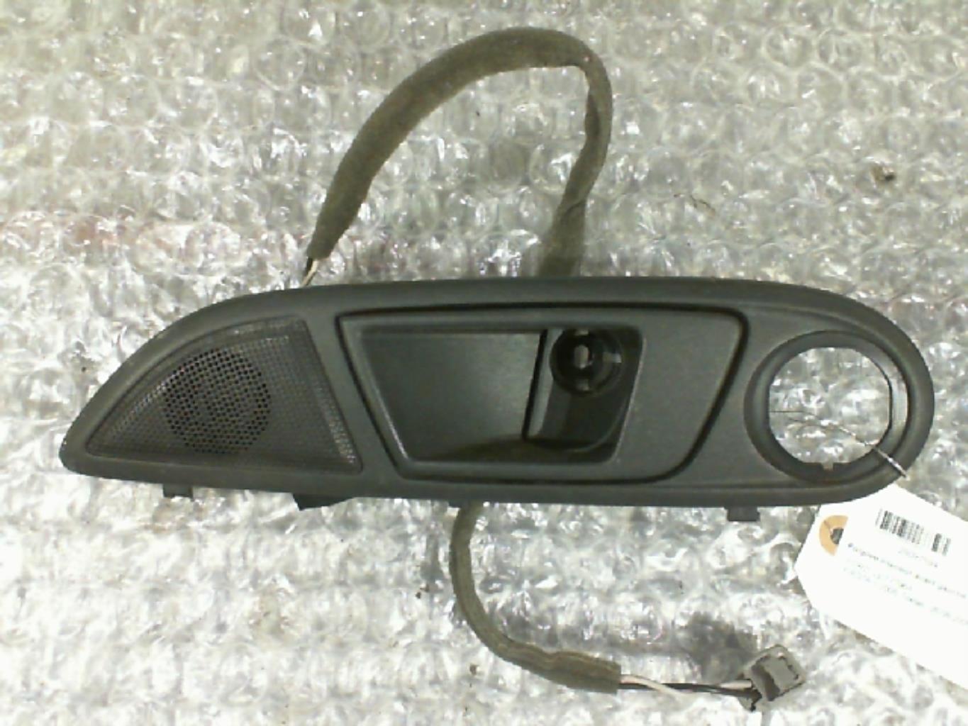 Poignee interieur avant gauche