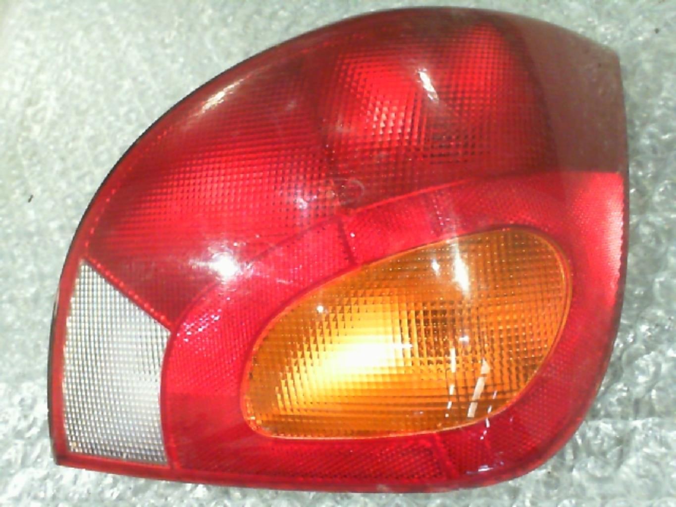 Fanale posteriore principale destro (luci)