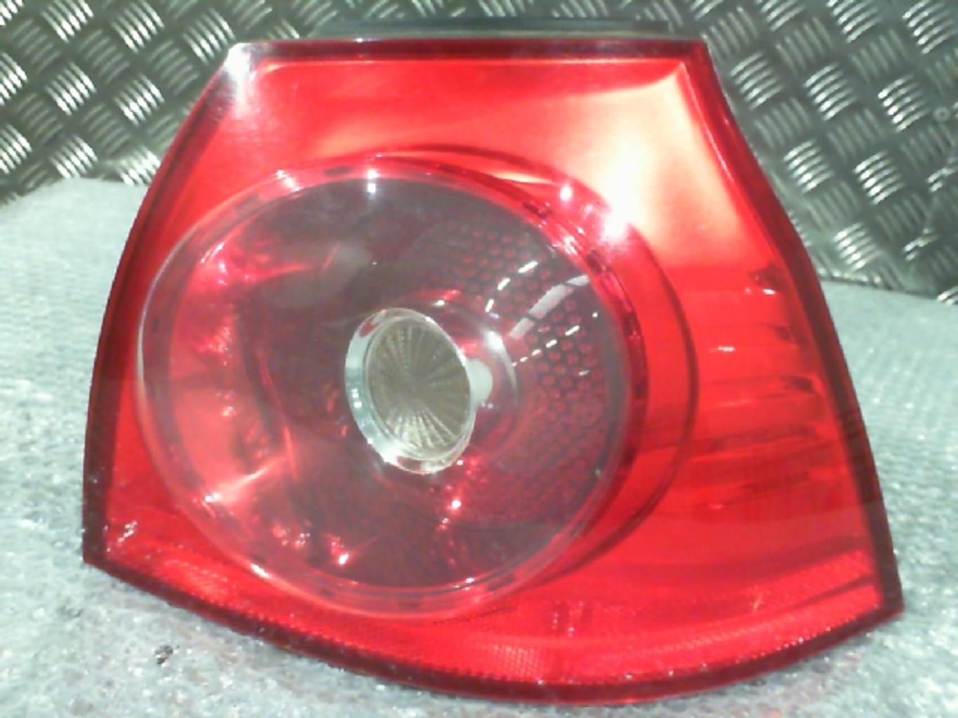 Fanale posteriore principale destro (luci)
