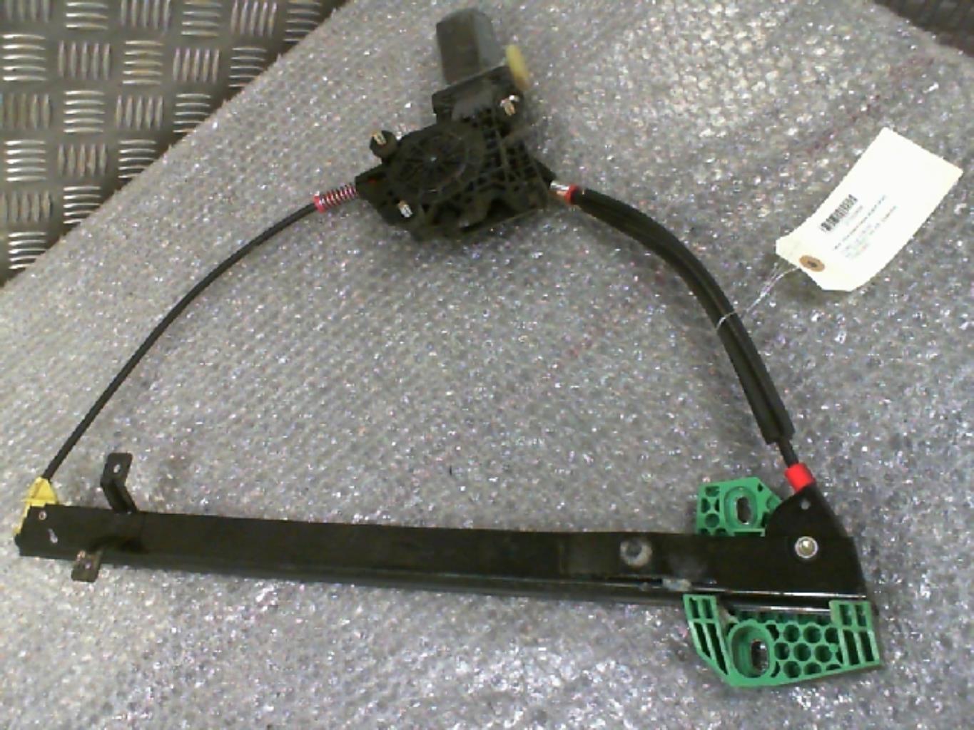 Leve vitre electrique avant droit