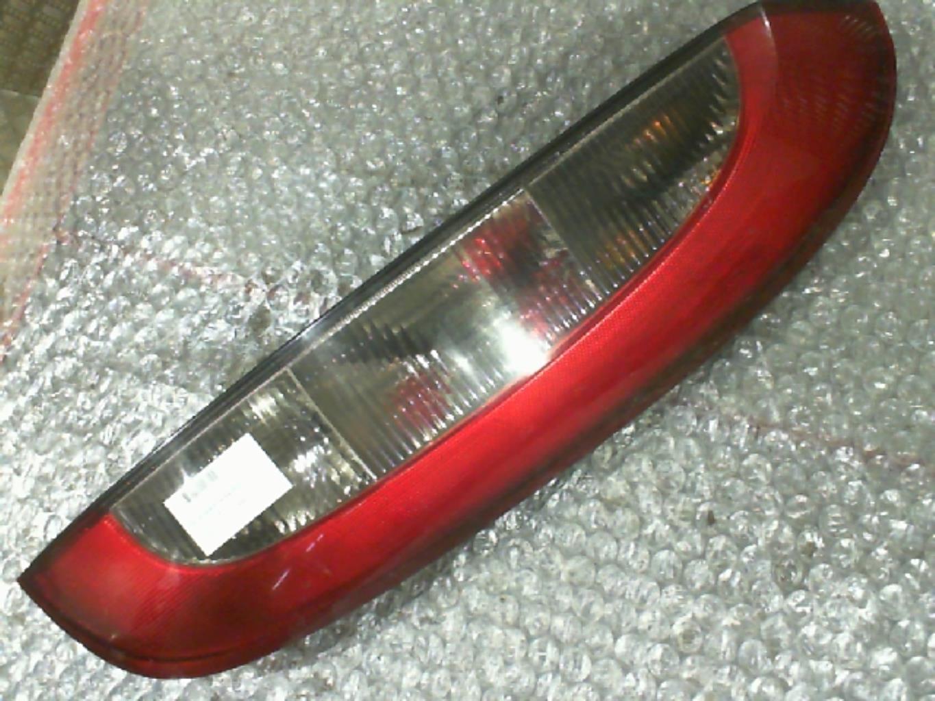 Fanale posteriore principale destro (luci)