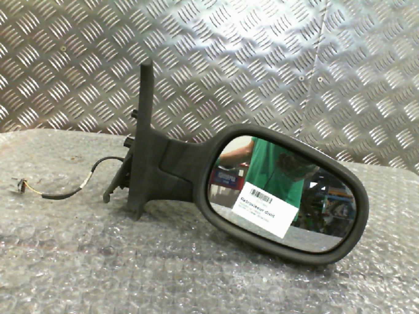 Specchietto retrovisore destro
