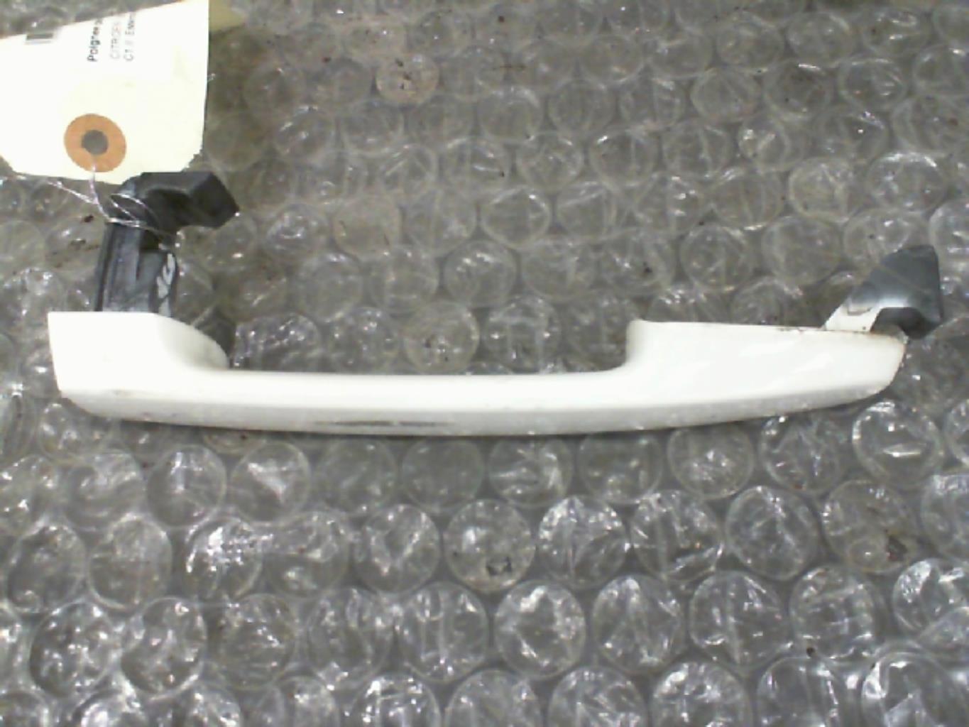 Poignee porte avant gauche