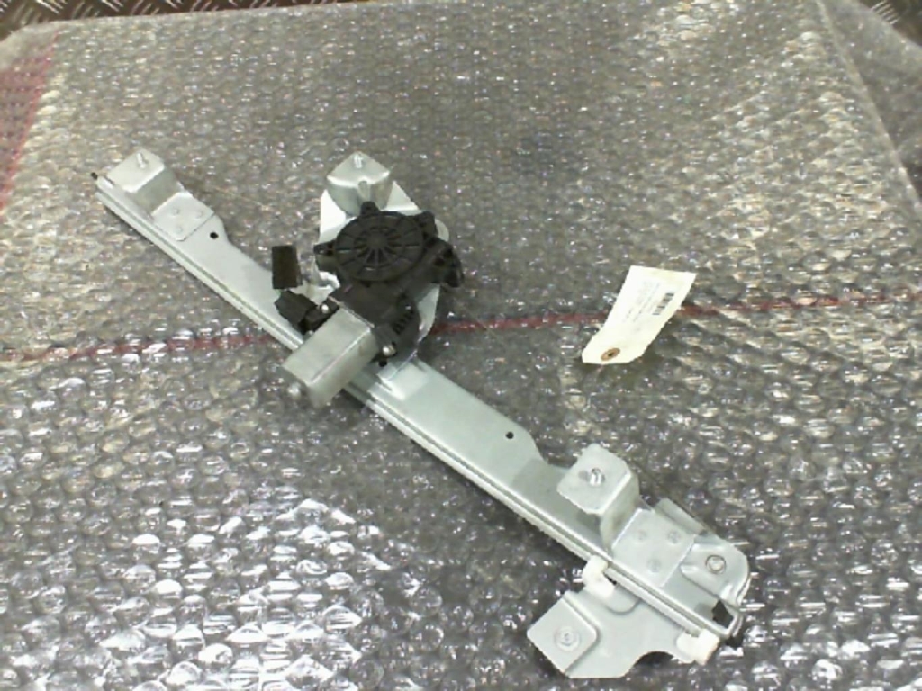 Leve vitre electrique avant droit