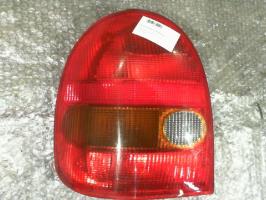 Fanale posteriore principale sinistro (luci)