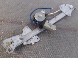 Elevalunas eléctrico delantero derecho