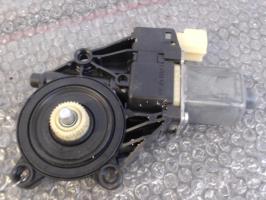 Moteur leve vitre avant droit