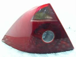 Fanale posteriore principale sinistro (luci)