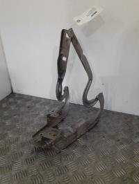Cerniera cofano