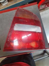 Fanale posteriore principale destro (luci)