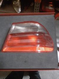 Fanale posteriore principale destro (luci)