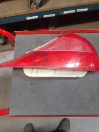 Fanale posteriore principale destro (luci)