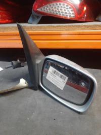 Retrovisor derecho