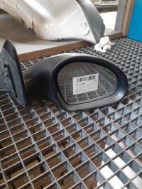 Retrovisor derecho