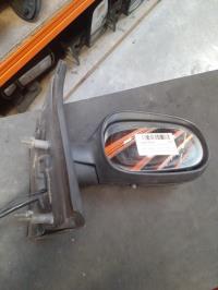 Retrovisor derecho