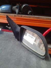 Retrovisor derecho