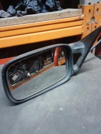 Specchietto retrovisore sinistro