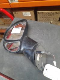 Retrovisor izquierdo