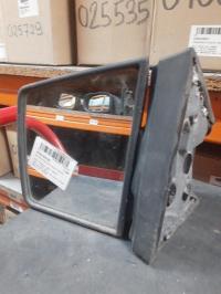 Retrovisor izquierdo