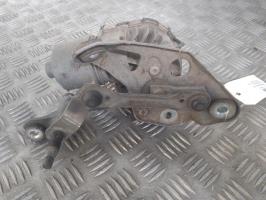 Moteur essuie glace avant droit